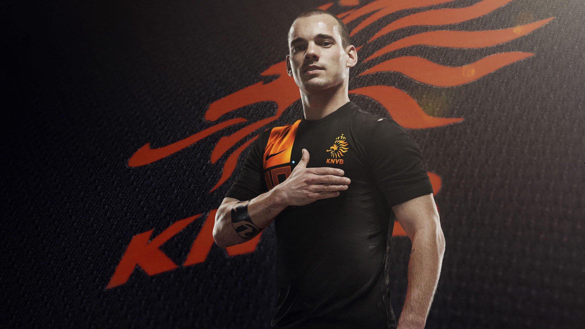 多特蒙德总监里肯谈施洛特贝克续约,最后期限非枷锁,从容推进谈判